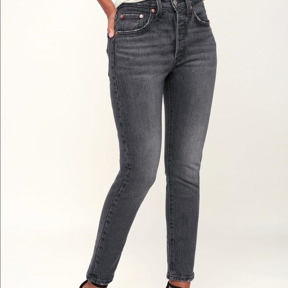 Levi’s 501 Skinny Black High Rise Jeans - Picture 4 of 9